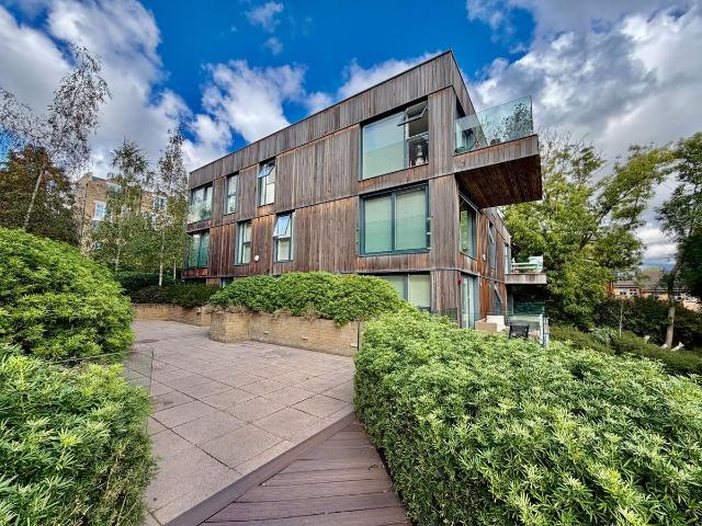 Tyson Road, Forest Hill, London SE23, 2 bed flat to rent, £2,300 pcm | PrimeLocation