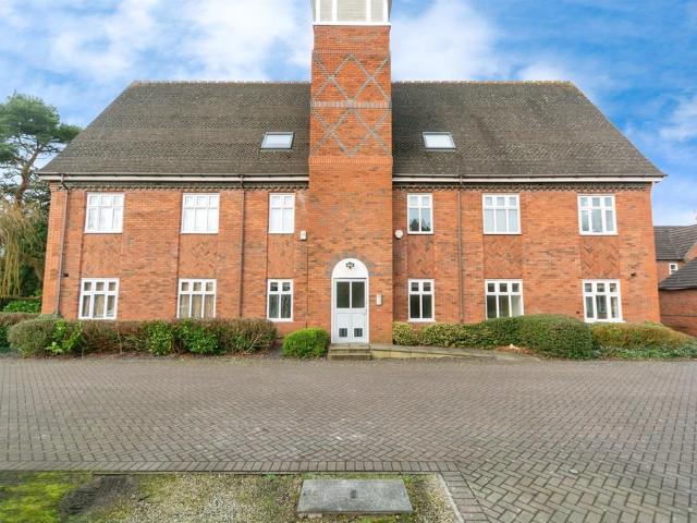 Tythe Barn Lane, Shirley, SOLIHULL 2 bed apartment to rent £1,350 pcm £312 pw