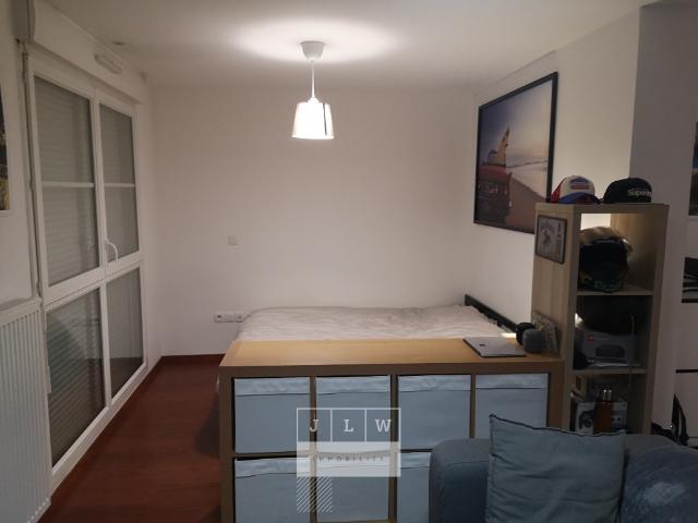 TZY LL152 Vieux Lille T1 bis garage