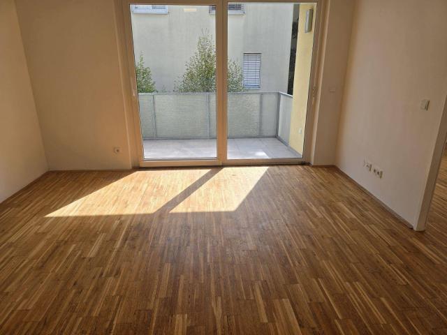 U3 KENDLERSTRASSE BALKONWOHNUNG