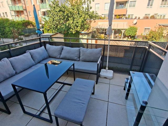U3 Nähe, 2 Zimmer, großer Balkon, wunderschön, ruhig gelegen, vor 3 Jahren errichtet