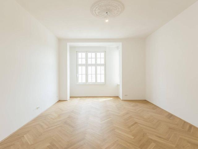 U4 HIETZING GENERALSANIERTE ALTBAUWOHNUNG MIT TERRASSE UNBEFRISTETE VERMIETUNG