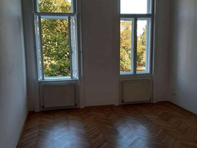 U4 MARGARETENGÜRTEL/ WG EIGNUNG! TOPSANIETE, UNBEFRISTETE 90 M2 STILALTBAU, 2 ZIMMER, 1 KABINETT, NEUE EINBAUKÜCHE, GESAMTMIETE € 1.495