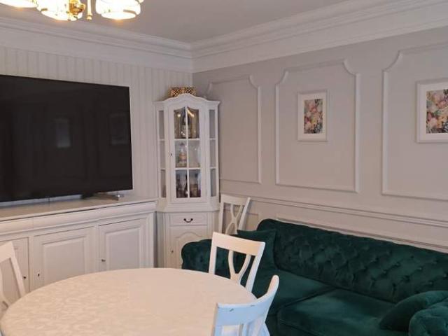 U4/U6 vor der Tür & Schönbrunn ums Eck: Top angebundene, möblierte 4 Zimmer Familienwohnung