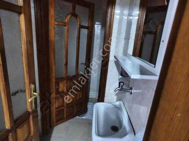 Üçok Emlaktan Nazmi Saatçi Mah 3+1 145m² Komple Satılık Bina