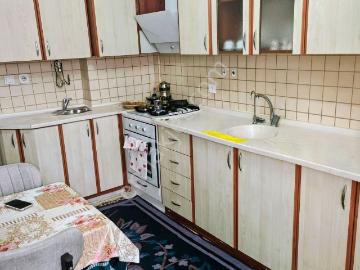 Uşak Merkez Ünalan Mahallesinde Satılık 3+1 Geniş Daire