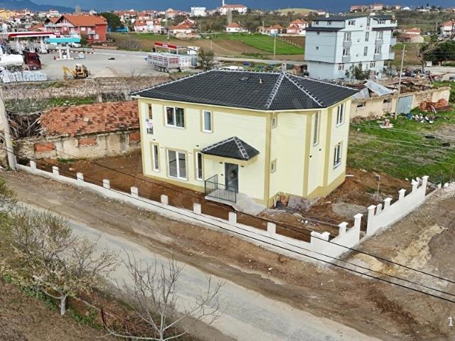 UŞAK İLİ EŞME İSTASYON MAH. SATILIK 5+1 MÜSTAKİL GİRİŞLİ DUBLEKS
