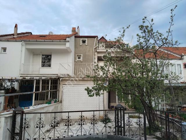 Uşak Kuyucak Mah Geniş Bakımlı Müstakil 3+2 Villa Satılık