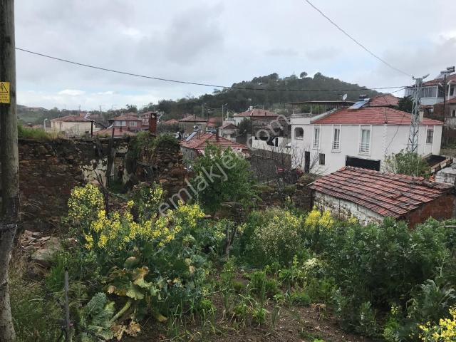 Uçardan Hacıoğlunda Köy İçi Tadilata Uygun Köy Evi