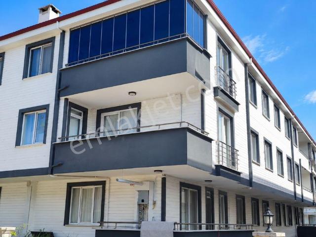 Uçardan Kemalpaşa Mahallesinde Hastane Yanında Satılık 2+1 Daire