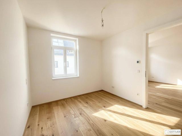U Bahn Nähe U3 und U6! Gemütliche barrierefreie 2 Zimmer Altbau Wohnung in generalsaniertem Gründerzeithaus