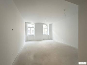 U Bahn Nähe U3 und U6! Liebevoll sanierte 2 Zimmer Altbau Wohnung mit Südloggia in generalsaniertem Gründerzeithaus