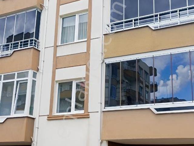 Üçevler Mah. 25.000.tl 3+1 Ara Kat 135m2 Kiralık Daire