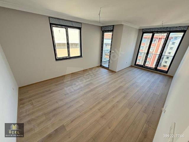ÜÇELALTAYÇEŞME SIFIR PRESJLİ SAHL MARMARY YAKN ÖN KÖŞE 90M2 2+1
