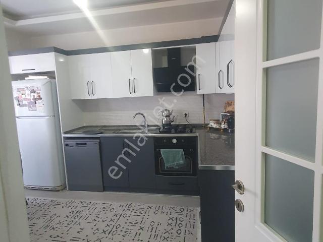 Üçkuyu Gayrimenkulden Üçkuyular Mahallesinde 3.5+1 Daire