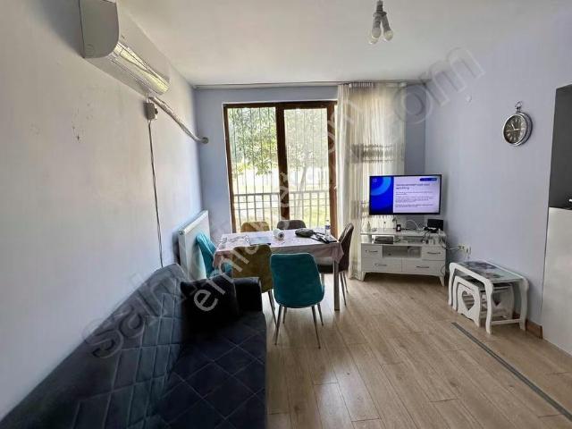 Üçkuyular 720 Toki'de Eşyalı Satılık 2+1 Daire