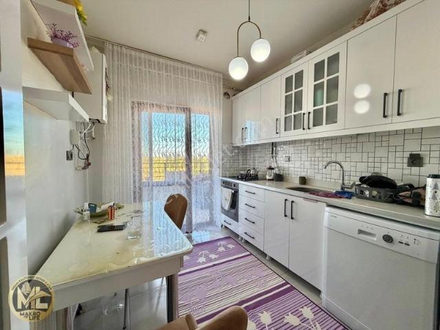 Üç Kuyular 808 Konutlarında Masraflı Acil Satılık 3+1 Daire!
