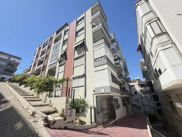 Üçkuyular Esentepe Mevkii 3+1 Park Manzaralı Ferah Daire
