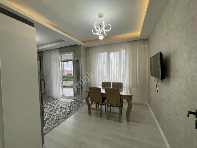 Üçkuyularda Satılık 3.5+1 Fırsat Daire