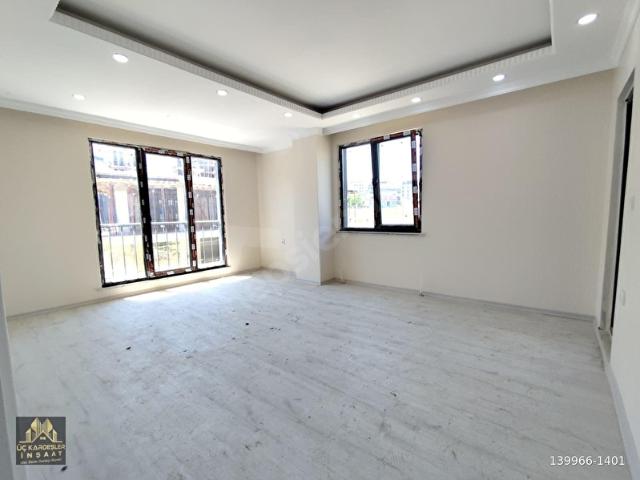 ÜÇ KARDEŞLER'DEN TAŞOLUK MAH SİTE İÇİ 2+1 OTOPARKLI LÜX DAİRE