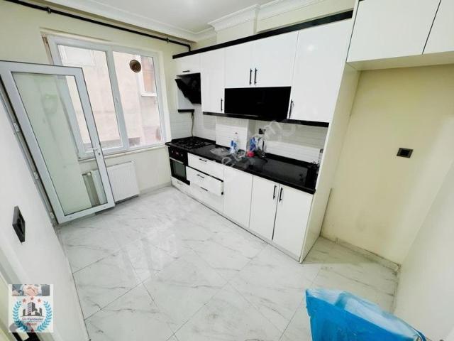 Üç Kardeşler'den Cebeci 2+1 Eminevim Uygun Satılık Yüksek Giriş