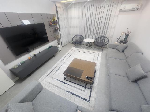 Üçler Bulvarında Önü Full Manzara Geniş 2+1 Satılık Daire