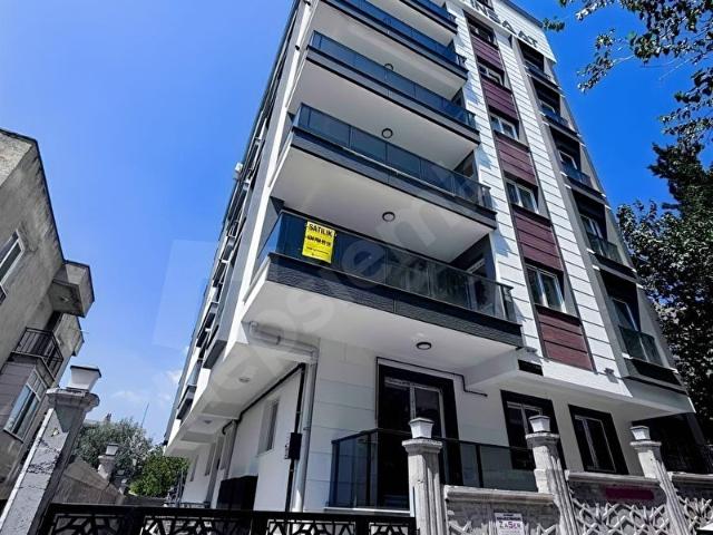 UĞUR MUMCU MAH.MENEMEN SATILIK 2+1 KAPALI MUTFAK ARA KAT DAİRE