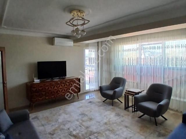 Uğur Mumcu'da 130m2 3+1 6.kat Önü Açık Ferah Ve Full Tadilatlı