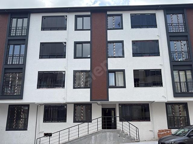 UĞUR İNŞAAT 3+1 YÜKSEK GİRİŞ EXTRALI EKSİKSİZ DAİRE