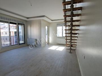 Uğur&uzman'dan Çınar'da 2+2 Teraslı Çift Girişli Kiralık Dubleks