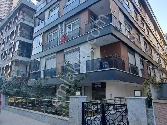 ꧁uğur&uzman'dan Küçükyalı'da 3+1 Teraslı Çatı Katı