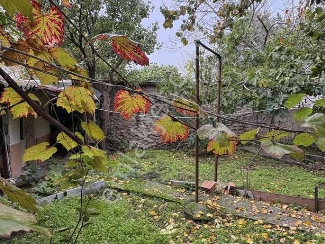 Uğurman Emlak'tan Müstakil Bina'da Kiralık Daire