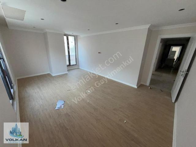 Uğurmumcu Mah 2+1 100m2 2.kat Sıfır Lüx Sitede Daire