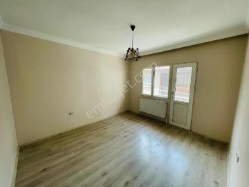 Üçyol Bahçelievler Metro Yakını 2+1 Arakat Doğalgazlı Daire
