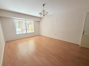 Üçyol Metro Yakını 3+1 120 M2 Arakat Asansörlüboş Daire
