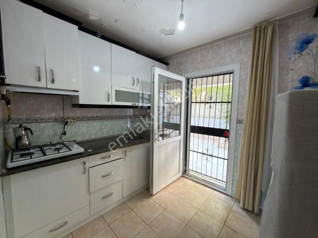 Üçyol Metroya Yakın 3 + 1 Kiralık Daire