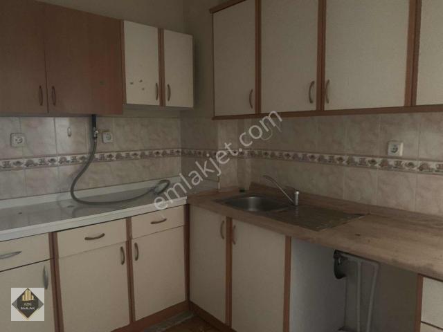 Üçyol Metroya Yakın 3 + 1 Kiralık Daire
