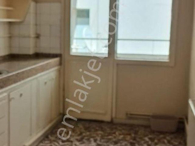Üçyol Metroya Yakın 4 + 1 Kiralık Daire