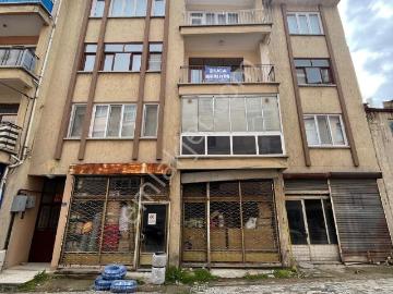 Uca'dan Çarşı Merkez De Kiralık 3+1 Daire.!