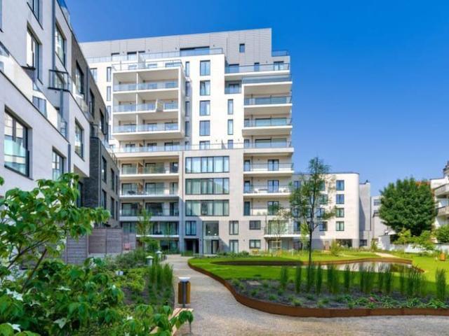 UCCLE CAVELL COURT