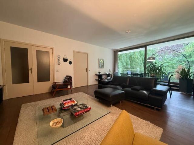 Uccle centre Apt 3ch + Terr + Parking Vue imprenable !