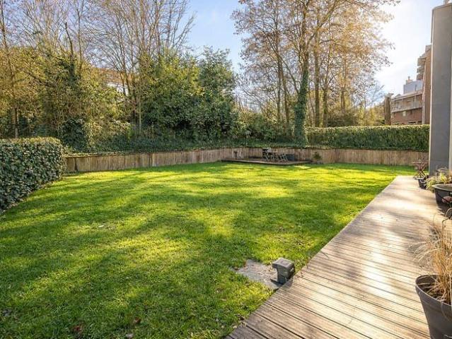 UCCLE – Close to the French Lycée
