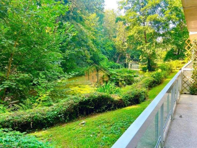 Uccle French Lycée ground floor with garden and terrace
