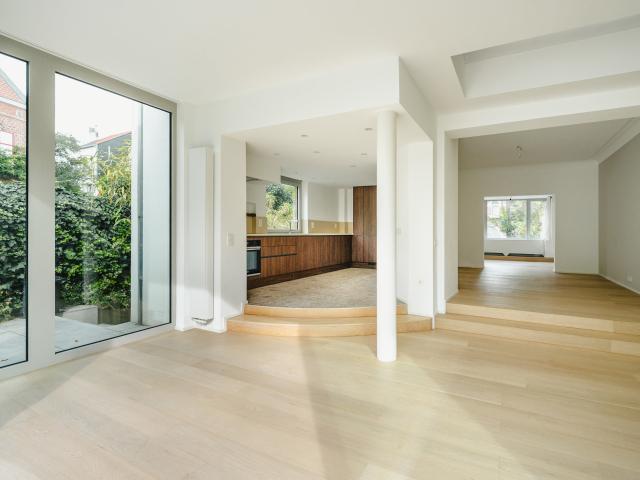 Uccle I Parvis Saint Pierre | Belgium Sothebys Int. Realty
