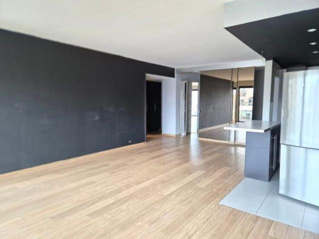 UCCLE: Magnifique appartement 1 chambres + terrasse