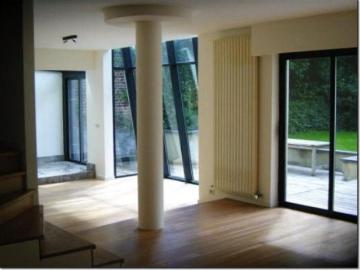 UCCLE: REZ DE CHAUSSEE/DUPLEX 3 CHAMBRES + BUREAU + TERRASSE + JARDIN + EMPL PKGS Uccle
