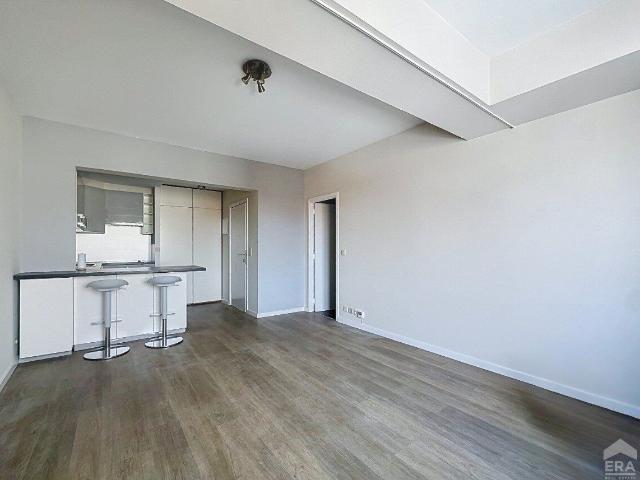 Uccle: Studio for rent in the Bascule district