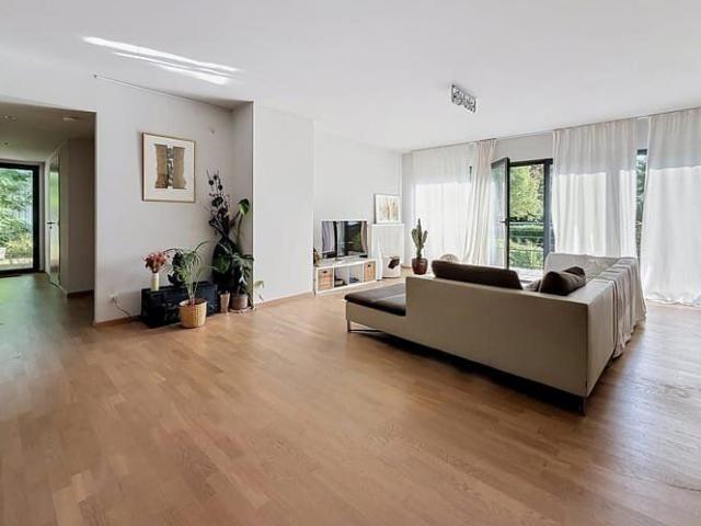 UCCLE/OBSERVATOIRE SUPERB 3BED APT + TERRACES + PK