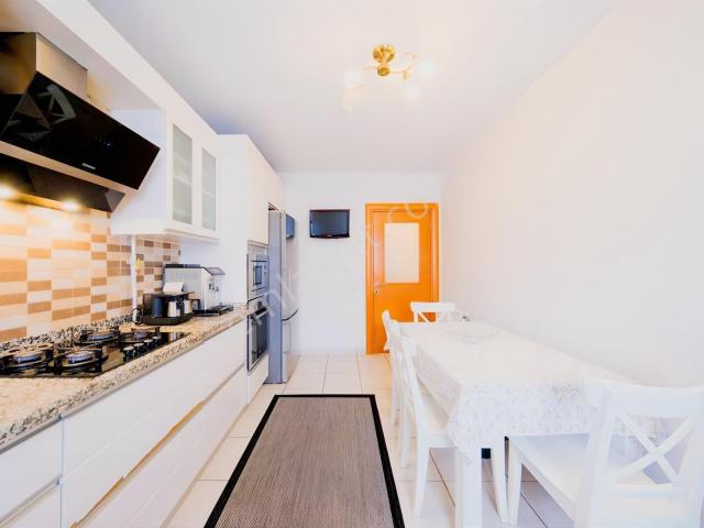 Şua Ataşehir Konaklarında | Havuzlu | 2 Balkonlu 3+1 | 240m²