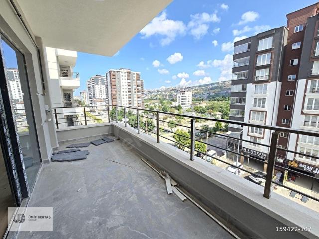 ÜB GROUP'TAN DEREBAHÇE BULVARA CEPHE SİTE İÇERİSİNDE 3+1 DAİRE